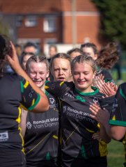 p1526561.jpg - JPEG - 590.6 ko - 2000×2664 px